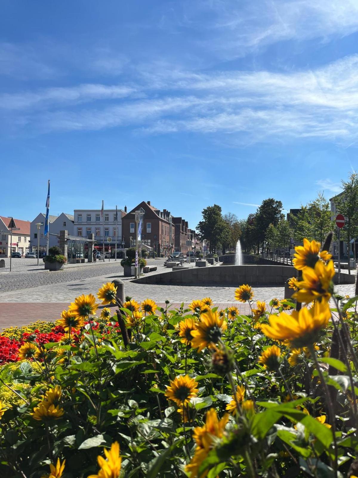 Ferienwohnungen Glückstadt エクステリア 写真